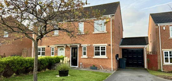 3 bedroom semi-detached house for sale