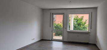 750 € - 67 m² - 3.0 Zi. mit Garten und Garage