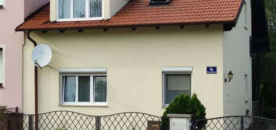 Einfamilienhaus im Grünen - 464 m² Grundstück, Provisionsfrei