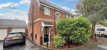 3 bed semi-detached house for sale