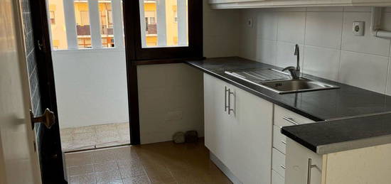 Arrendamento de Apartamento T1  na rua de Nova Lisboa, 6