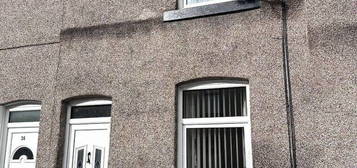 2 bed terraced house to rent