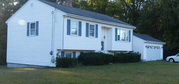 25 Quequechan Rd, Taunton, MA 02780