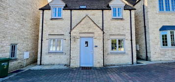 3 bed detached house for sale