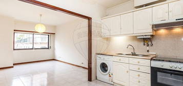 Apartamento T1 para arrendamento