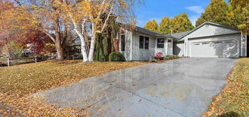 5650 N Northwall Pl, Boise, ID 83703-3226