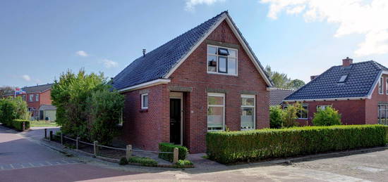 M.H. Trompstraat 38