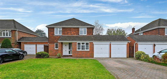 Detached house to rent in Knights Templar Way, High Wycombe, Buckinghamshire HP11