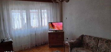 apartament 3 camere, decomandat, Curtea de Argeș