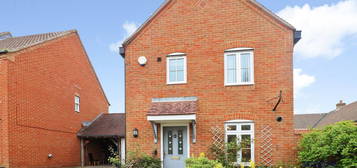 Detached house to rent in Stowell Close, Singleton, Ashford TN23