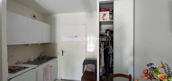 Studio  à vendre, 1 pièce, 32 m², Étage 1/–