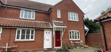 Maisonette to rent in Trinity Farm Court, Trinity Road, Manningtree CO11