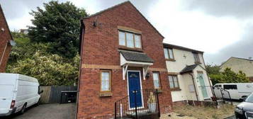 2 bedroom semi-detached house