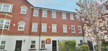 4 bedroom terraced house to rent