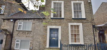 3 bedroom terraced house