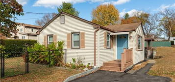 131 14th St, Verplanck, NY 10596