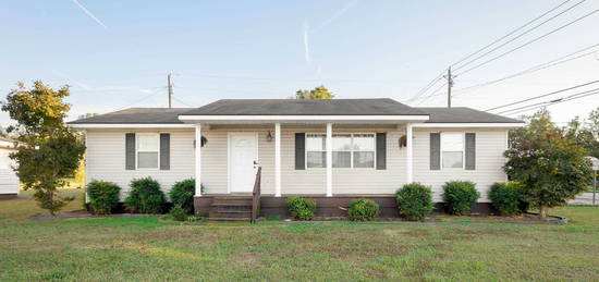 113 W  Roosevelt Ave, Muscle Shoals, AL 35661