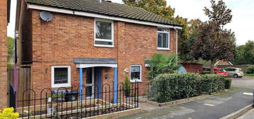 3 bedroom semi-detached house