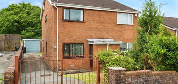 2 bed semi-detached house for sale