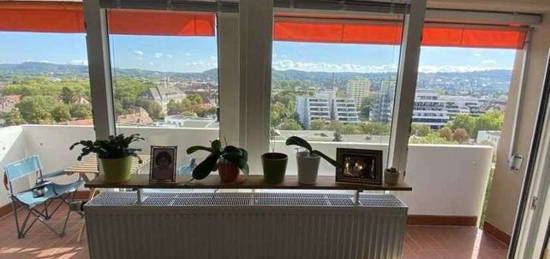 Modernisierte Wohnung mit drei Zimmern sowie Balkon und EBK in Durlach, Karlsruhe