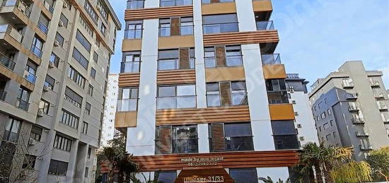 CADDEBOSTAN SAHİLDE GÖZTEPE PARKINA YAKIN 170 m2 NET 5+1