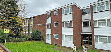 Flat for sale in Station Road, Redhill RH1