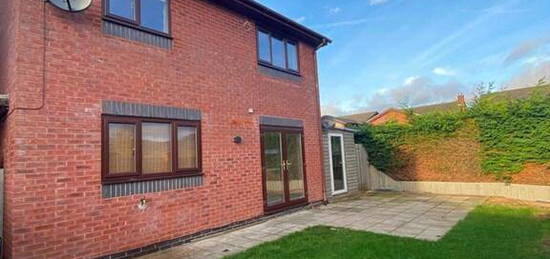 3 bedroom detached house