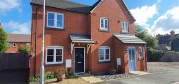 2 bedroom semi-detached house to rent