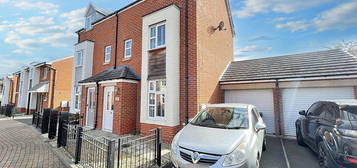 3 bed town house for sale