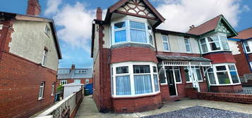 5 bedroom semi-detached house for sale