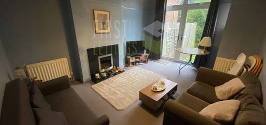 Terraced house to rent in Greenhill Road, Clarendon Park LE2