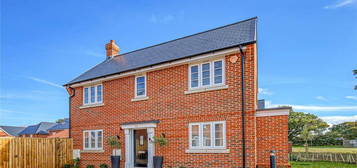 3 bedroom detached house