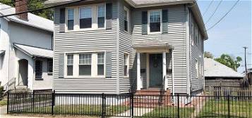 124 Russell St   #1, Quincy, MA 02171