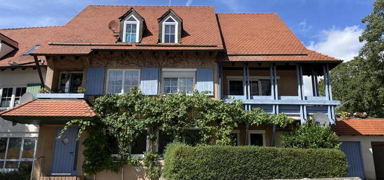 Helle und moderne 2-Zimmer-Wohnung im Herzen von Mehrstetten