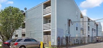 4218 Hessmer Ave Apt 112, Metairie, LA 70002