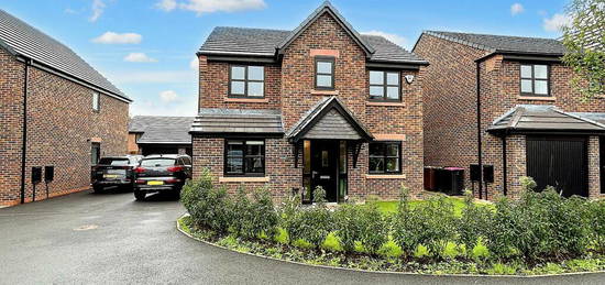 4 bedroom detached house