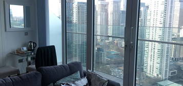 Flat to rent in Arena Tower, 25 Crossharbour Plaza, Canary Wharf E14