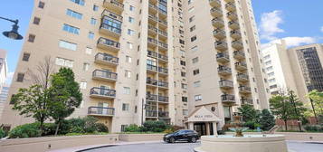 1211 S Eads St APT 1606, Arlington, VA 22202