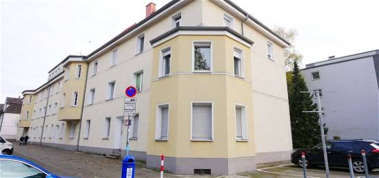 Mitten in Gelsenkirchen - Buer: moderne 3,5 Zimmer-Wohnung mit eigenem Garten sucht Nachmieter