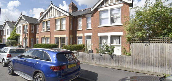 5 bed end terrace house to rent