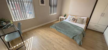 3 bed shared accommodation to rent