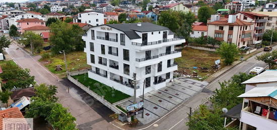 LOFT GROUP GAYRİMENKUL'DEN YEŞİLYURTDA 190 M2 ÇATI DUBLEKS DAİRE