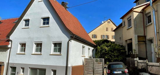 Freundliches 4-Zimmer-Reihenendhaus mit Garten u. EBK in Owen