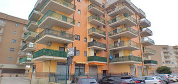 Quadrilocale in vendita in via F. Morvillo, 5