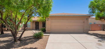 3871 S  Desert Lake Dr, Tucson, AZ 85730