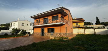 Casa o chalet independiente en venta en calle Santiago Russinyol