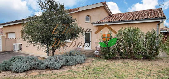 Villa 2 étages  à vendre, 5 pièces, 4 chambres, 138 m²