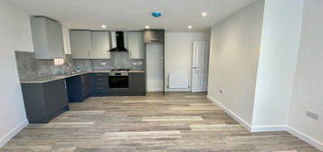 2 bed flat to rent