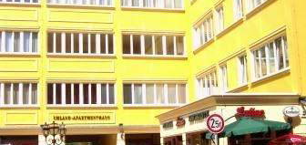 Wohnung in Top-City-Lage! UHLAND-APARTMENTHAUS nahe Steinplatz