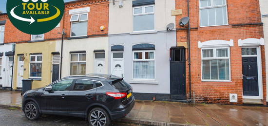 Terraced house to rent in Hawthorne Street, Leicester LE3